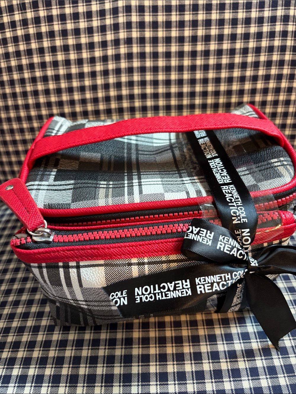 Kenneth Cole Reaction Black & Red Plaid Toiletry Kit